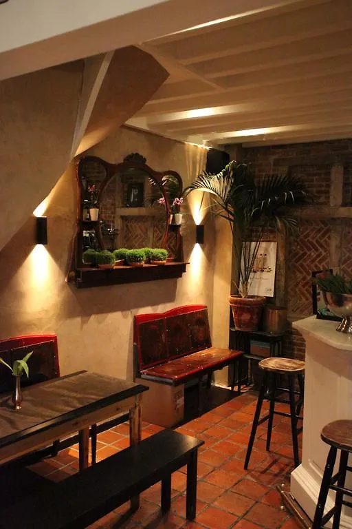 B&B Sablon Antwerp Bed & Breakfast